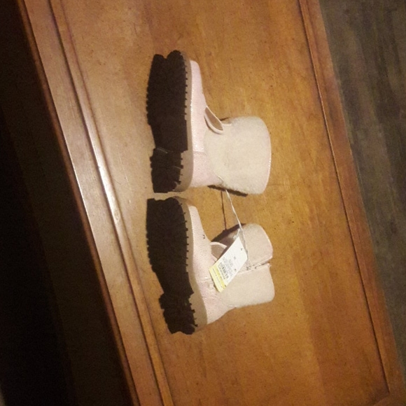 Girls boots - Picture 2 of 5